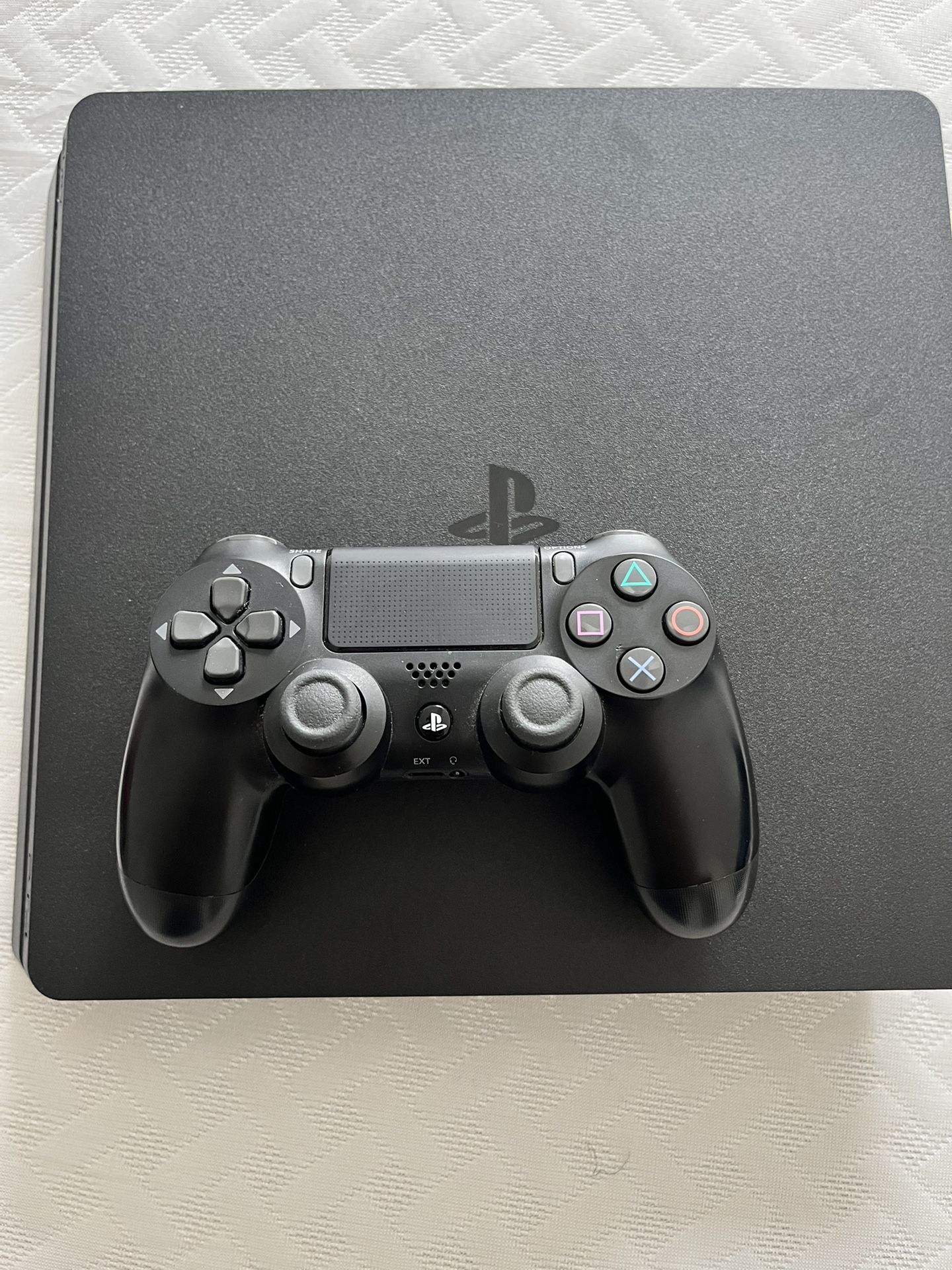 PS4