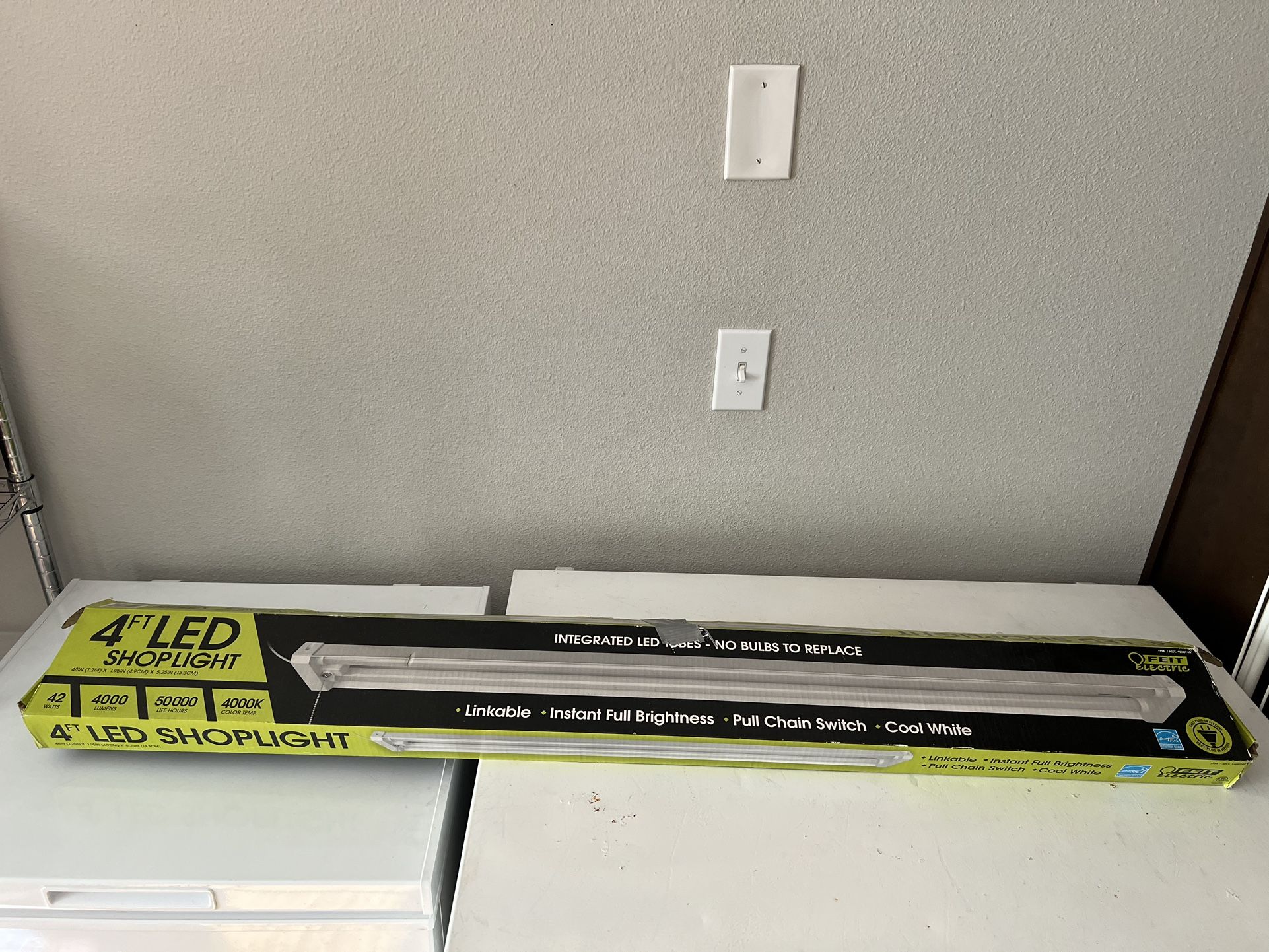 4ft LED shoplight /cool white