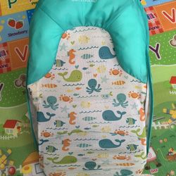 Adjustable Baby Bather