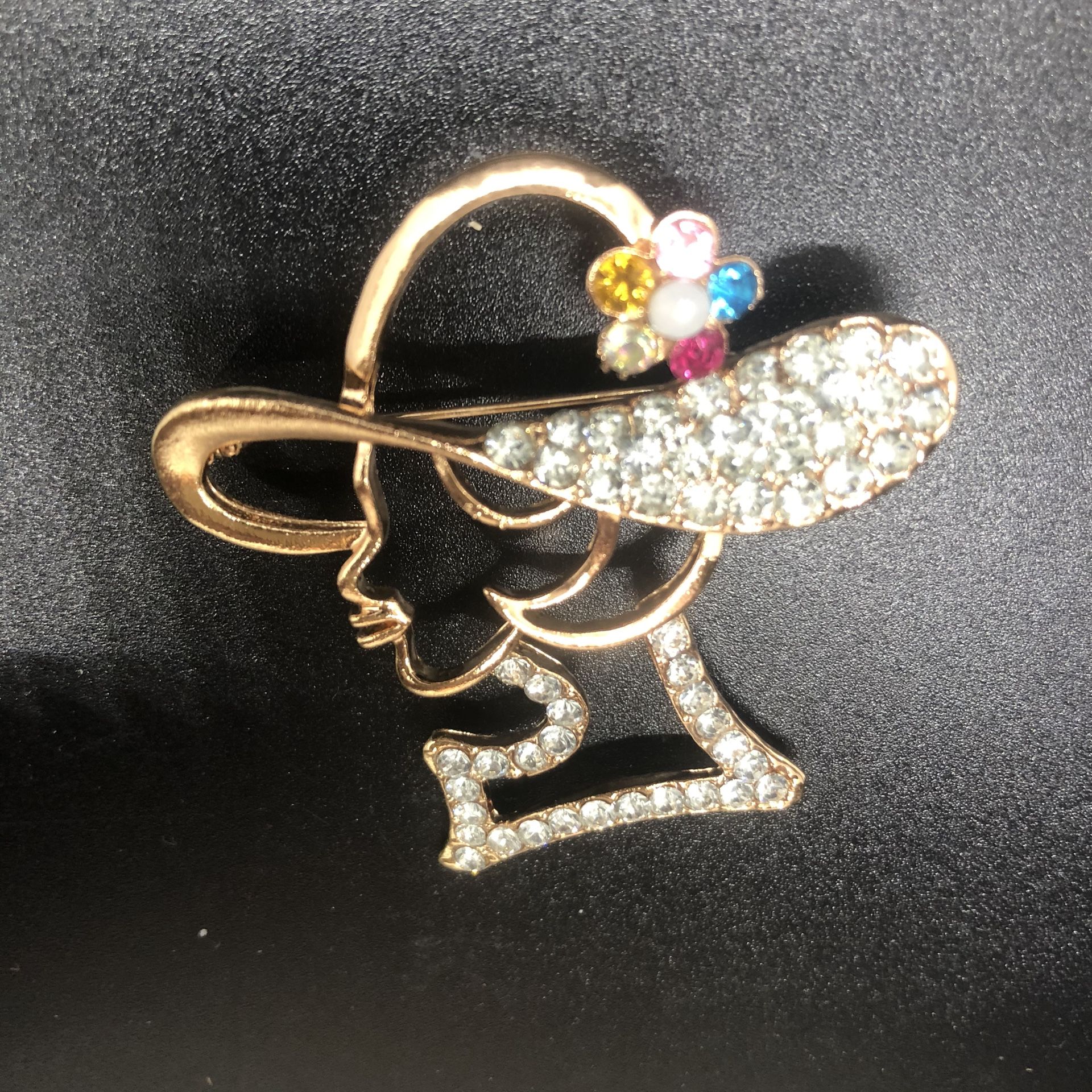 Lady In Hat Brooch