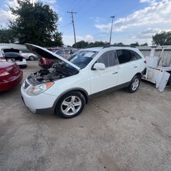 2010 Hyundai Veracruz - Parts Only #HE9