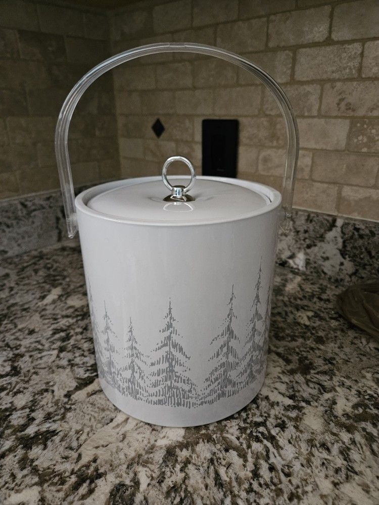New Ice Bucket
