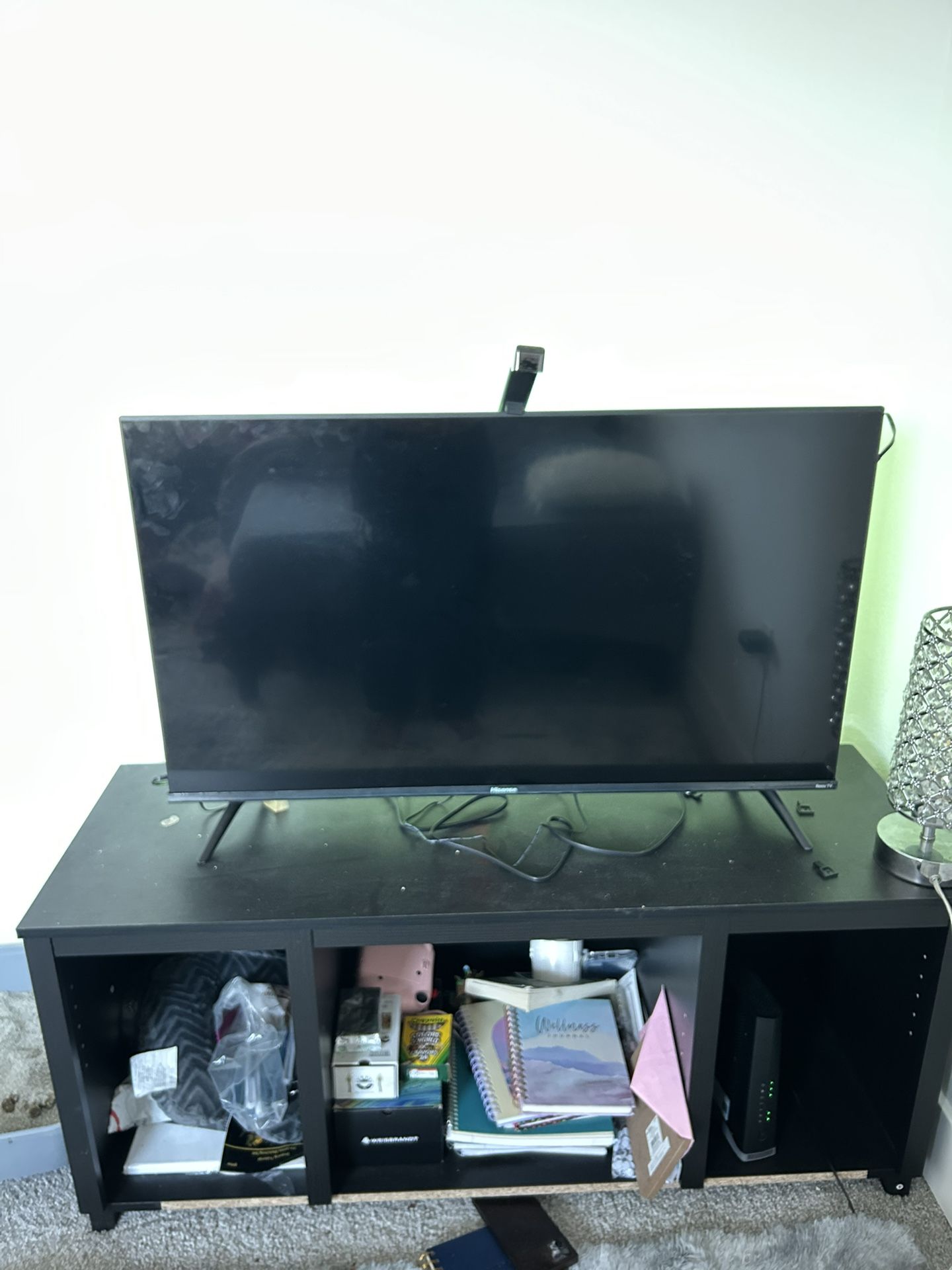 40 In. Hisense TV