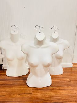 Women’s tops mannequin
