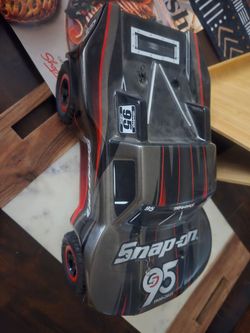 Snap on traxxas small rc car