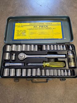 Socket set