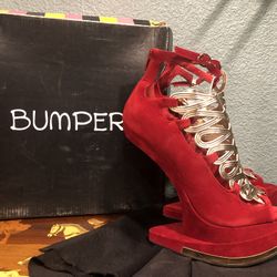 Heel Less Wedge Shoes Red Velvet Exterior With Gold Criss Cross Front Design, Heeless Wedge Shoes Womens Size 7 In Box 