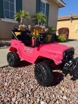Kids car with controller
