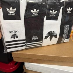 Calceta Adidas $5 each