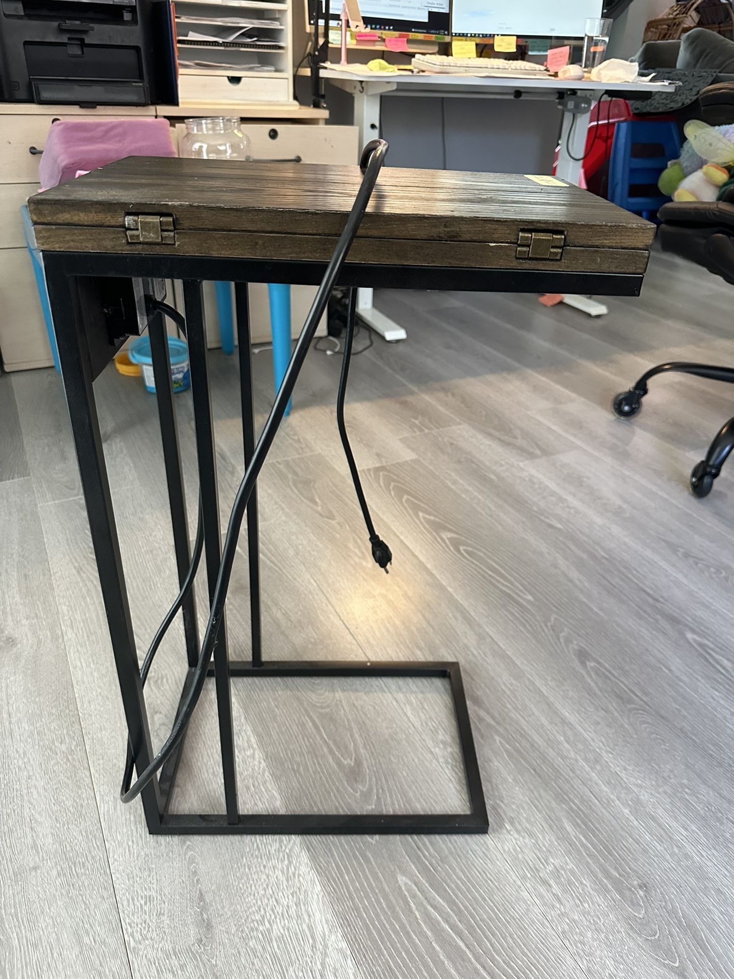 C Shaped End Table with Charging Station