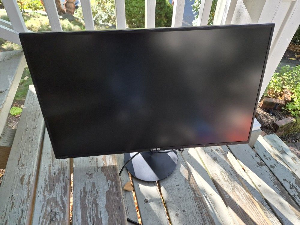 ASUS 27" monitor