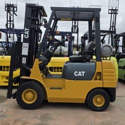 FORKLIFT , CAT , PNEUMATIC 