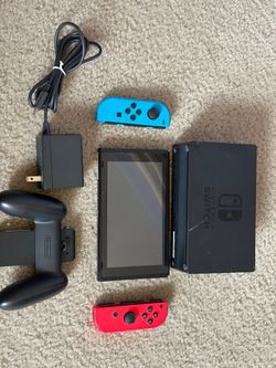 Nintendo Switch Console HAC-001 Set Used
