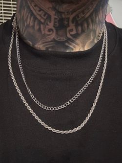 140$ (925 silver rope chain 18.18 grams & 12.73 stainless steel Cuban included with purchase )