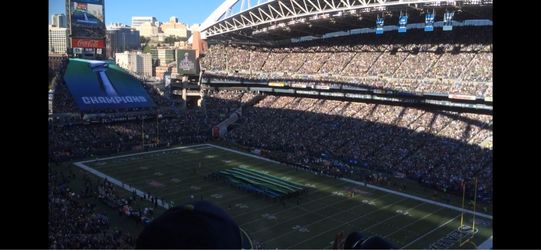 Pair of 2026-27 Seahawks Season Tickets (328 K)