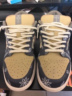 Travis Scott Dunks