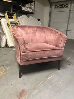 pink velvet arm chair