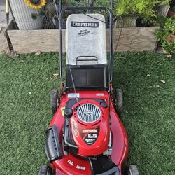 Craftsman 6.75 22" Self Propelled Lawnmower 