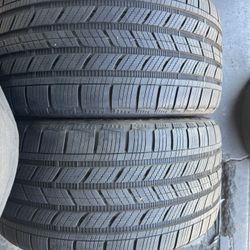 (2) 315/40R21 PAIR OF USED TIRES BRIDGETONE 90% LIFE !!