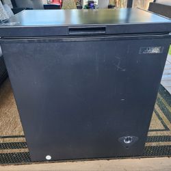 Artic King 7cu Ft Chest Freezer. $100 