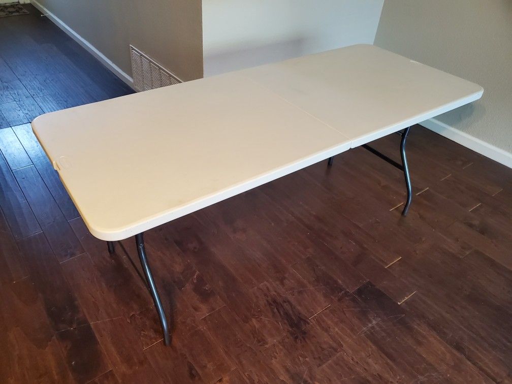 Cosco 6 Foot White Folding Table