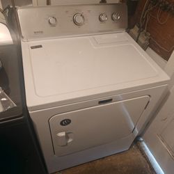 CASH ONLY !! Maytag MEDC465HW0 Electric Dryer Preowned 2 Yrs Old Tested Works