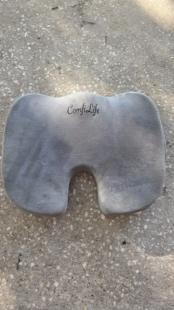Comfi Life Rear Cushion For Hemorrhoid And Coccyx Relief