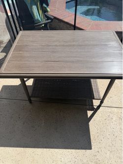 Outdoor coffee table
