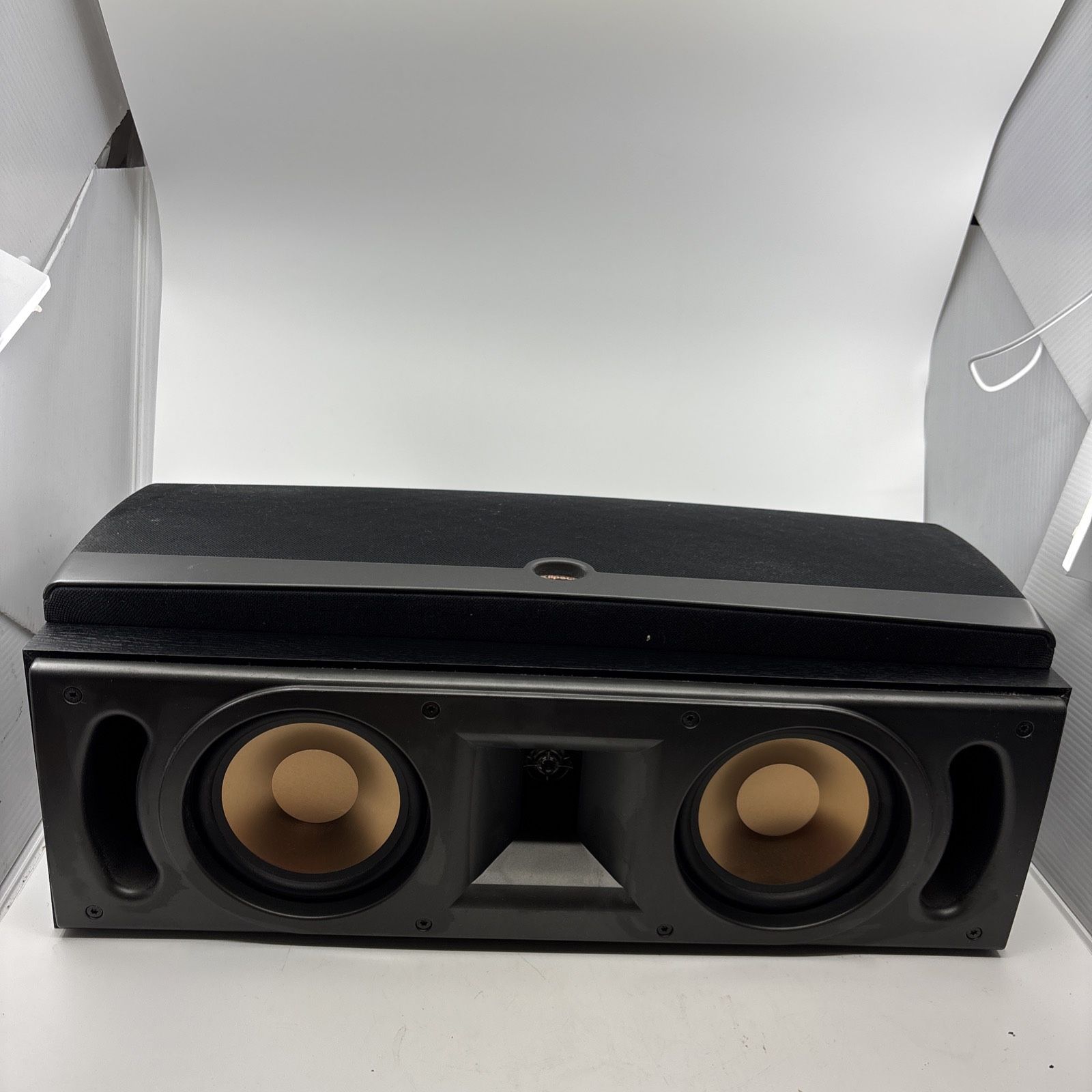 Klipsch RC 52 ll Reference Center Channel Speaker looks & sounds amazing 125W