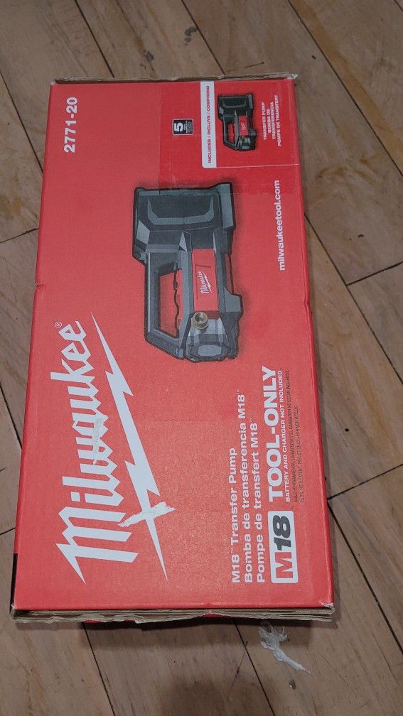 Milwaukee Transfer Pump M18