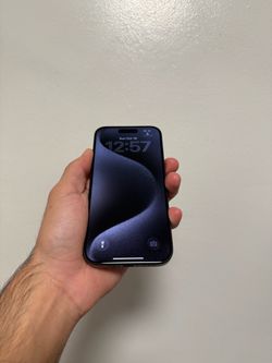 iPhone 15 pro 256gb