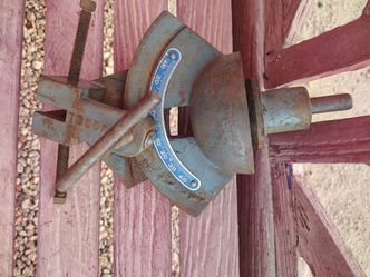 Drill bit sharpener