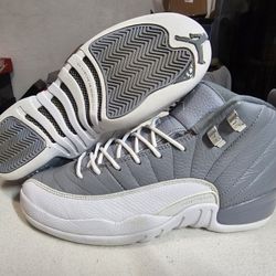 Jordan 12 Stealth Grey Sz 6y Gs