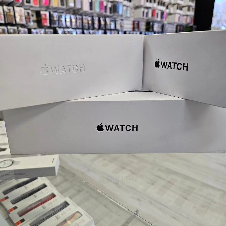 APPLE WATCHES
