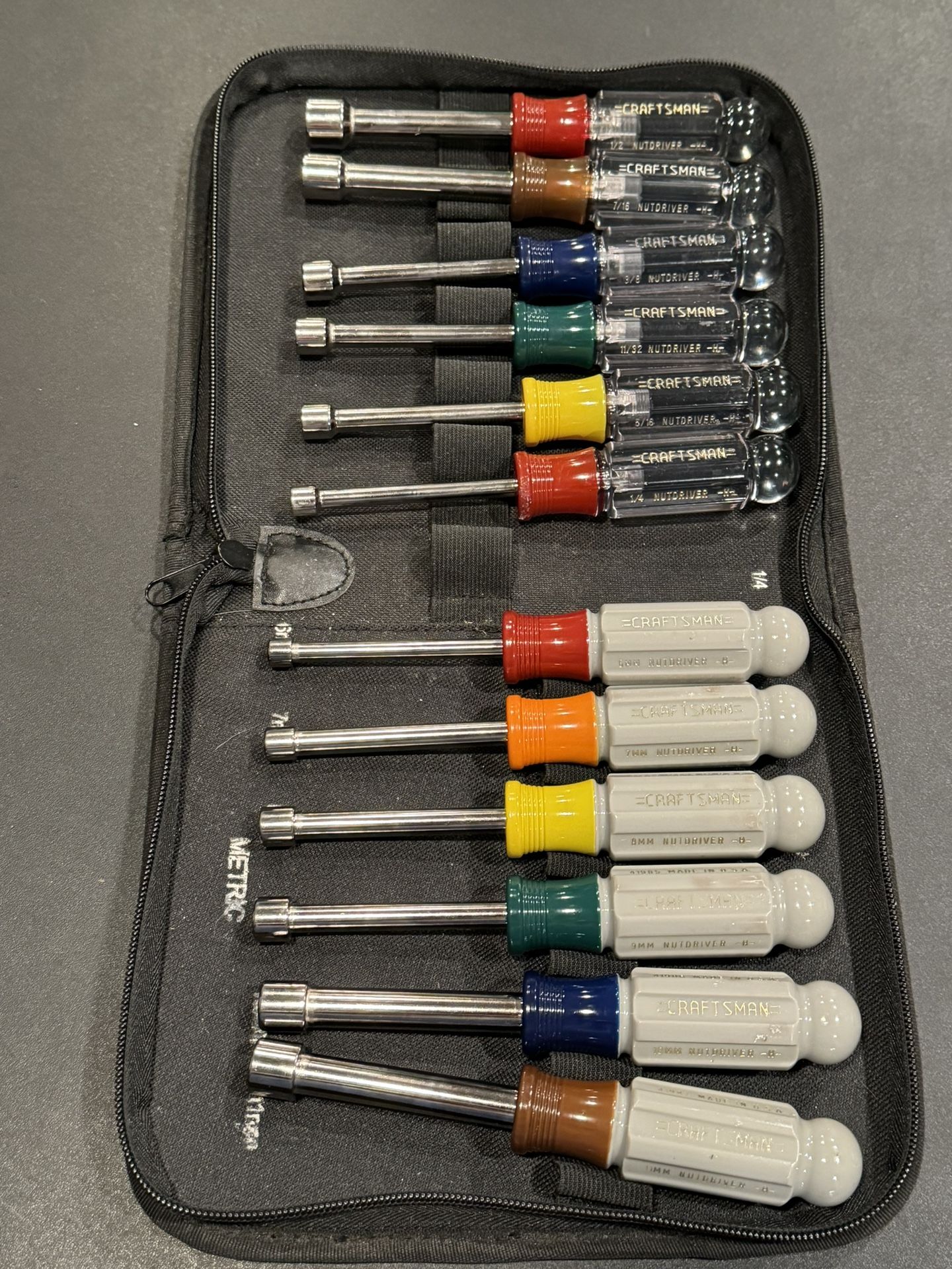 Craftsman 12 Piece Nut Driver Set 34555-6 Metric, 6 SAE in Travel Pouch. This set is a must-have for any DIY enthusiast or professional mechanic.