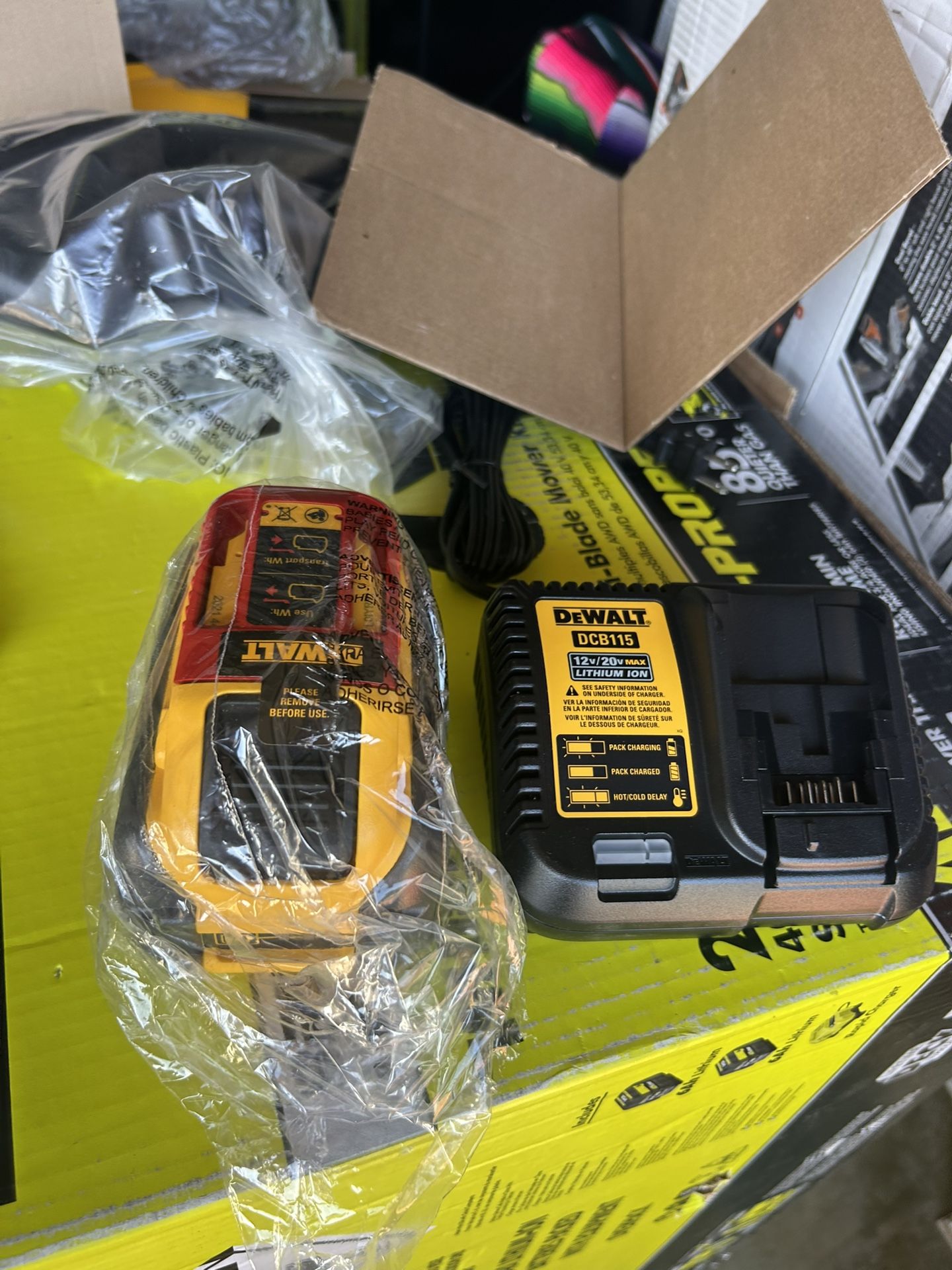 Battery And Charger Dewalt