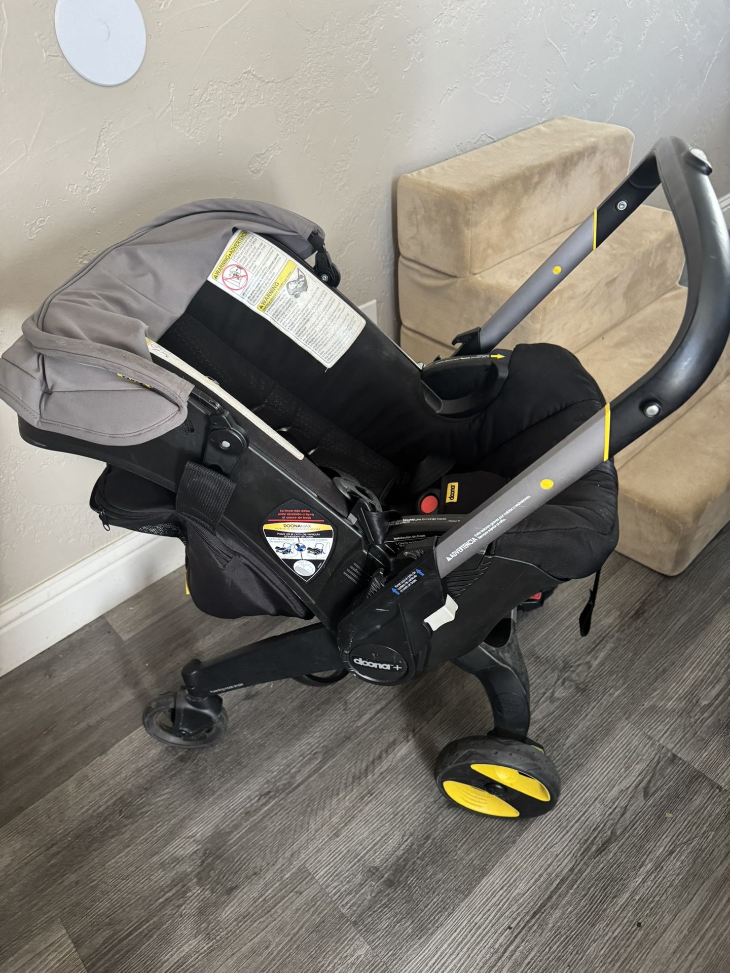 Stroller/ Car Seat
