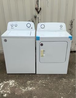 FREE Delivery! Newer Amana Washer and Dryer Set