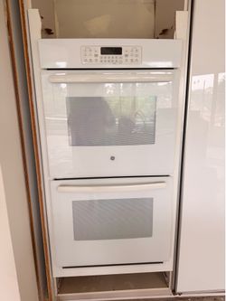 GE Built-In Double Wall Oven
