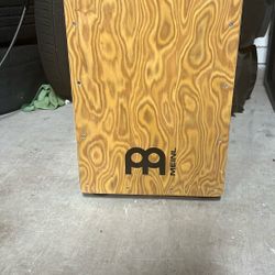 Meinl Percussion cajon
