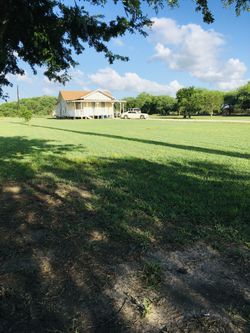 C o R T A M O S Yardas. Grande O Chico