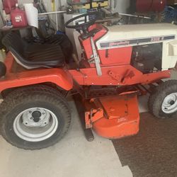 Simplicity 3310 Lawn Tractor +implements