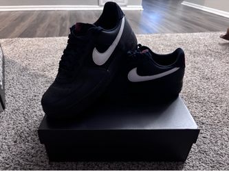 Men’s AF1s size 9.5