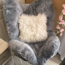 Furry Lounge Chair
