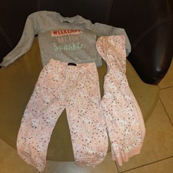 Girls 4t Pants  And Jacket  Perfect  Condition S All 3 For $10 dlls  ** Pick Up In La Joya