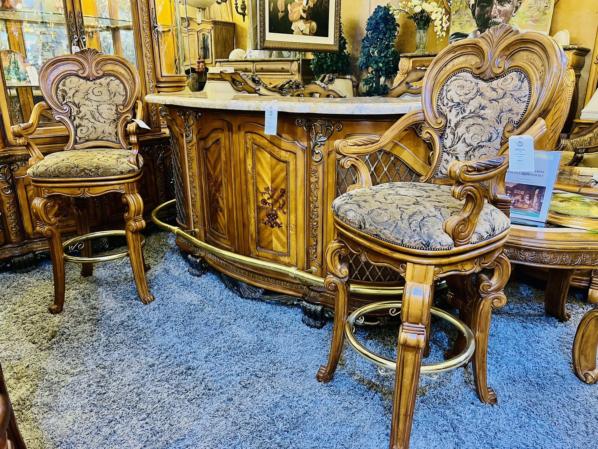 AICO By Michael Amini VENETIAN Bar - GA