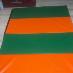 5' x 10' x 2-3/8" Power Panel Mat/Gymnastics Mat (Green & Orange)