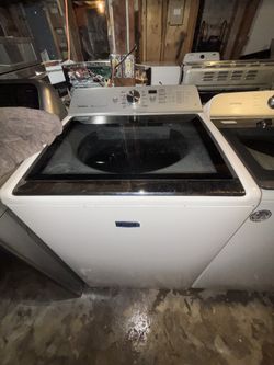 Maytag washer on good working condition