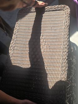 wicker basket table