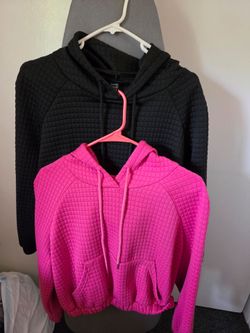Black and pink quilted cropped hoodie set